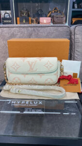 LV Bag White Pastel Pink Ivy WOC Empreinte Leather