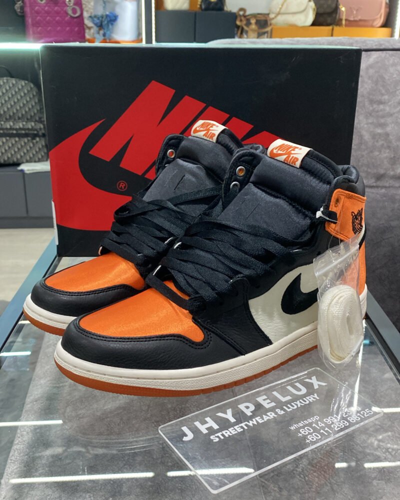 Air Jordan 1 Satin SBB