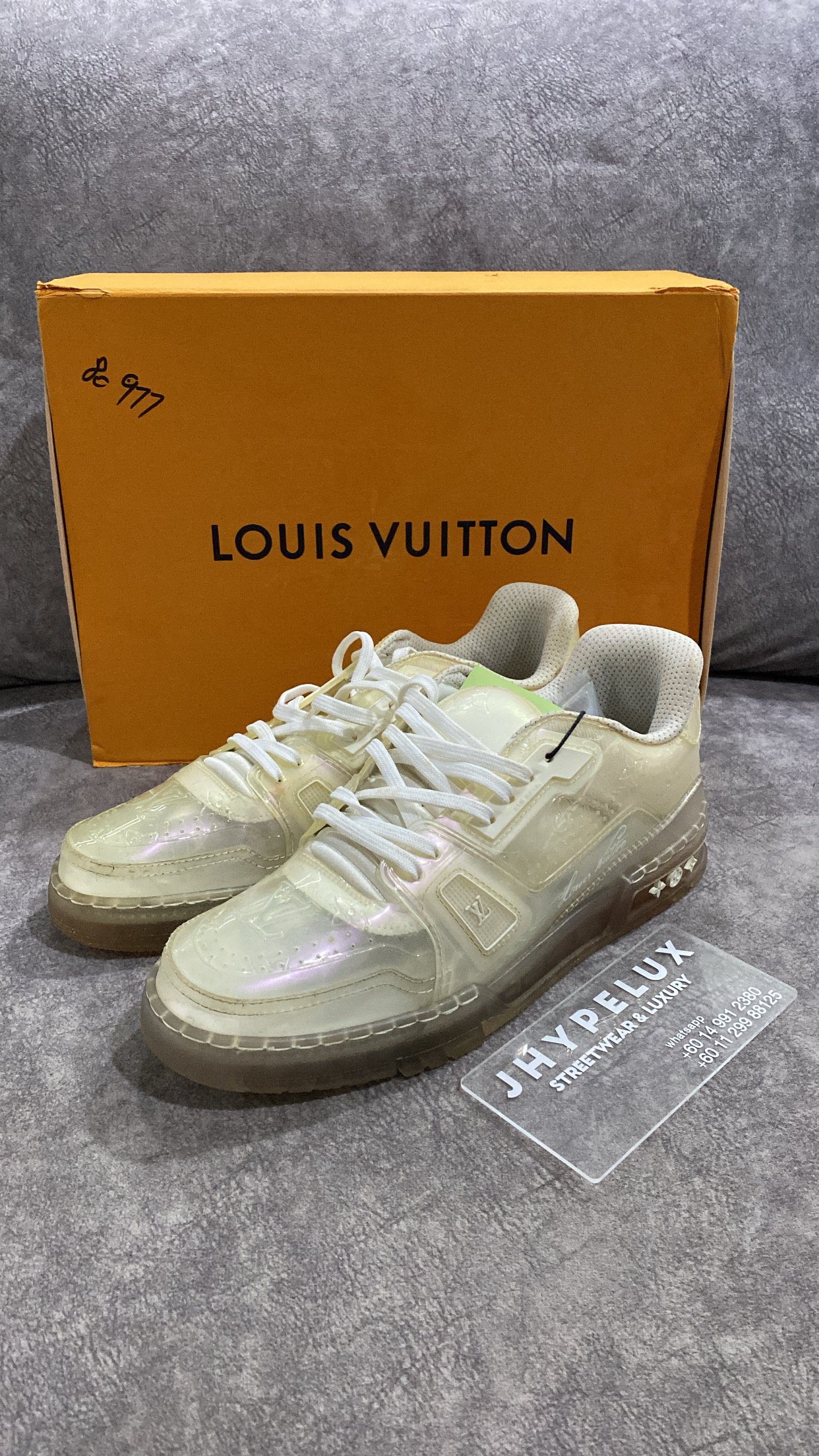 11CD64EC-69A3-4E8D-AE60-039C184AD895