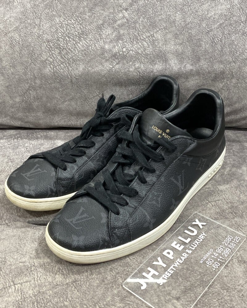 LV Sneaker Monogram Eclipse