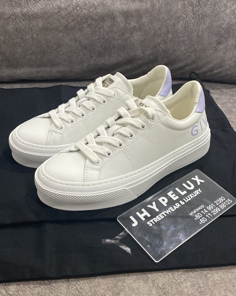 Givenchy Sneaker Back Purple Logo