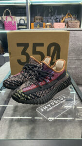 Yeezy 350 Yecheil (Lace RF)