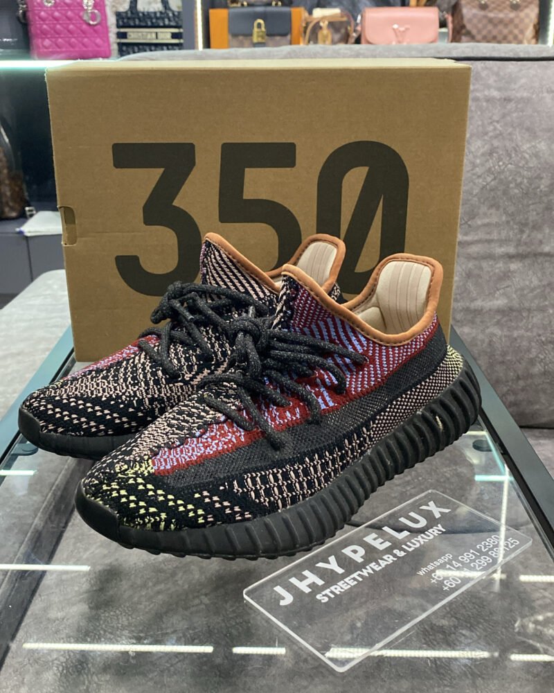 Yeezy 350 Yecheil (Lace RF)