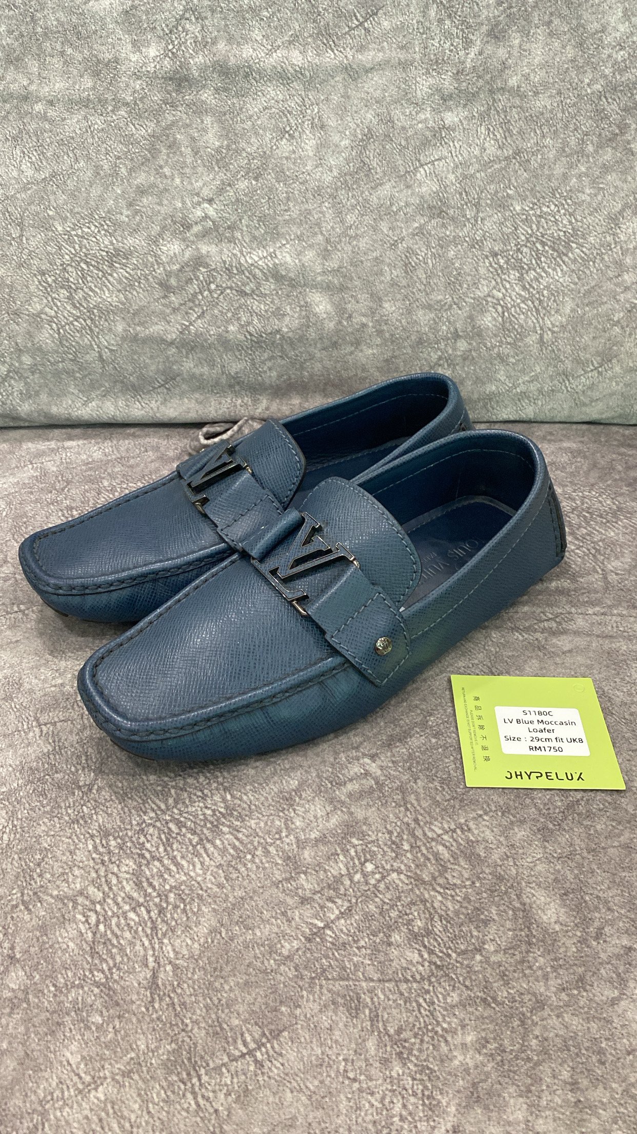 5F191D6C-82C2-466E-8BC7-02C223A767CD