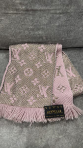 LV Pink Echarpe Logomania Muffler Scarf