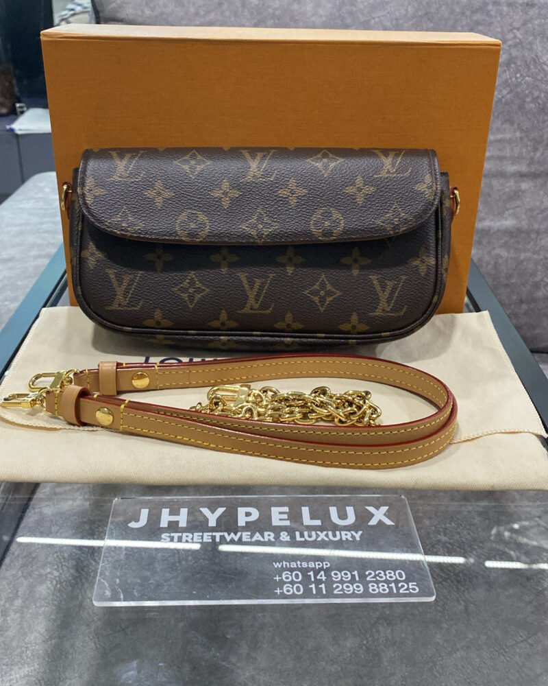 LV Bag Brown Ivy WOC Monogram Canvas