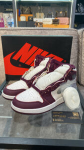 Air Jordan 1 Bordeaux GS
