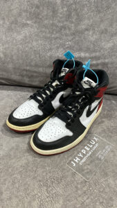 AJ1 Black Toe 2016