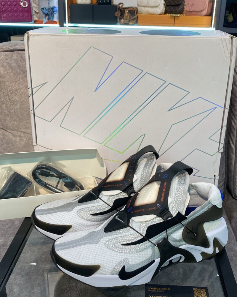 Nike Adapt Huarache