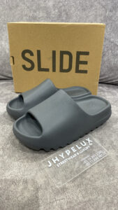 Yeezy Slide Granite