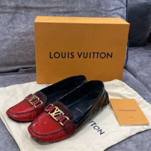 LV Oxford Flats Moccasins Patent Gradient