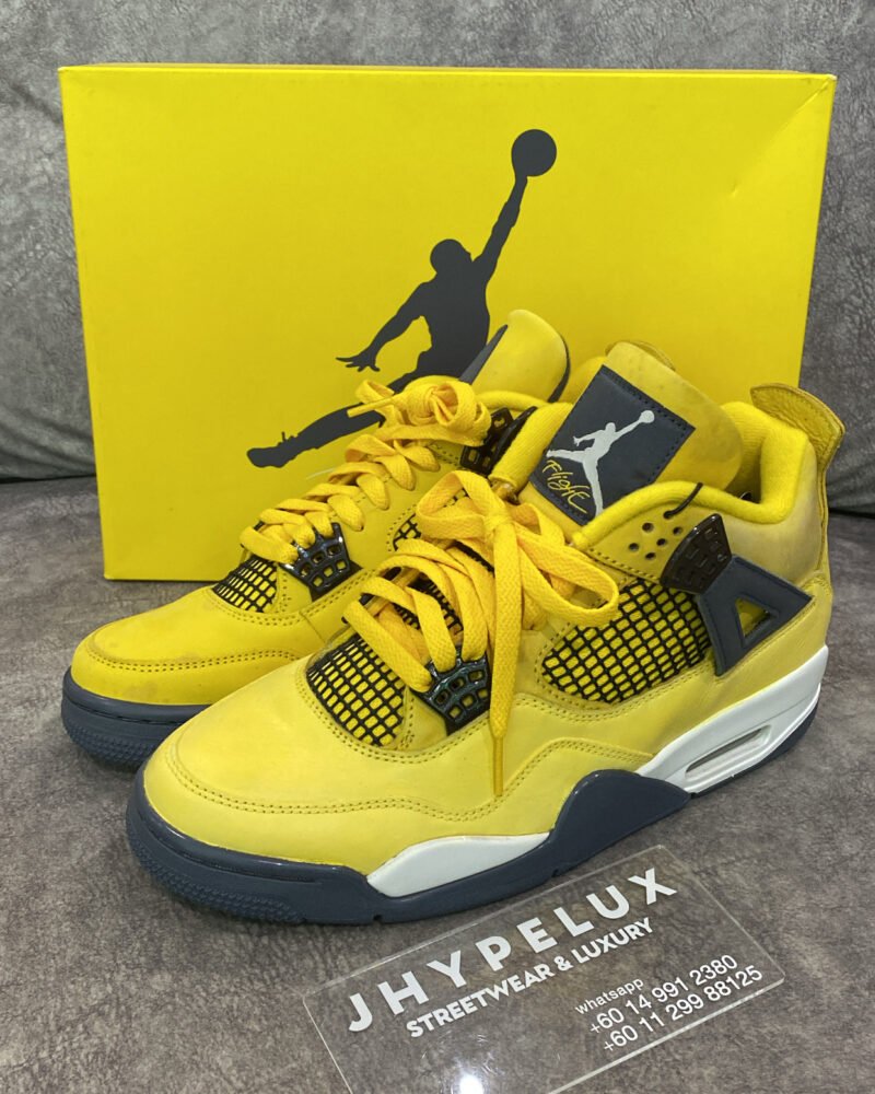 AJ4 Lightning