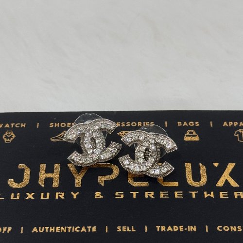 Chanel CC Interlock Earring studs with full crystal