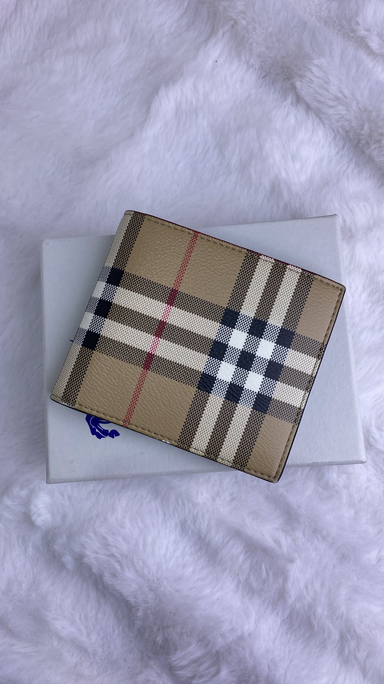 112B3233-1B03-4219-9406-D64A01CA6C07