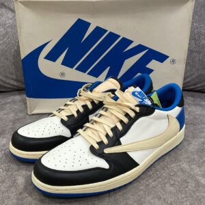 AJ1 Low Travis Fragment