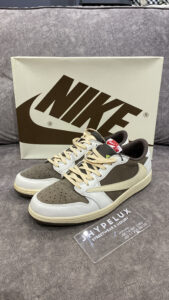 AJ1 Low Travis Reverse Mocha