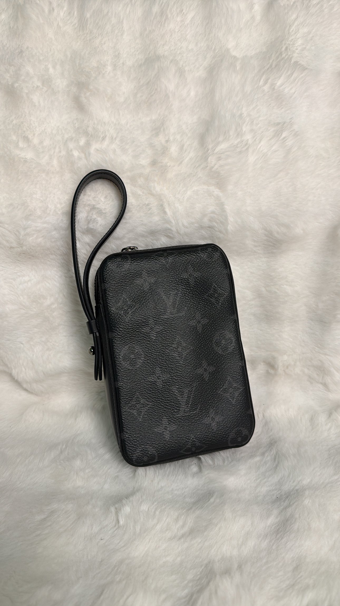 67C4093D-6E1C-4E2D-AD85-A947AC6AE4EB