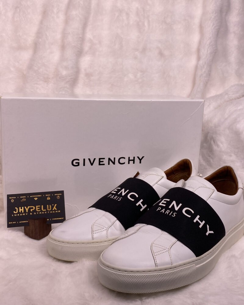 Givenchy Wording Logo Sneaker