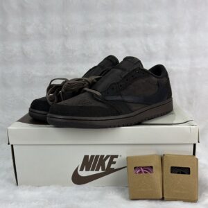 AJ1 Travis Scott Low Velvet Brown