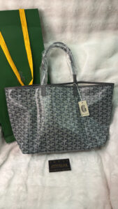 Goyard Bag Grey St Louis PM