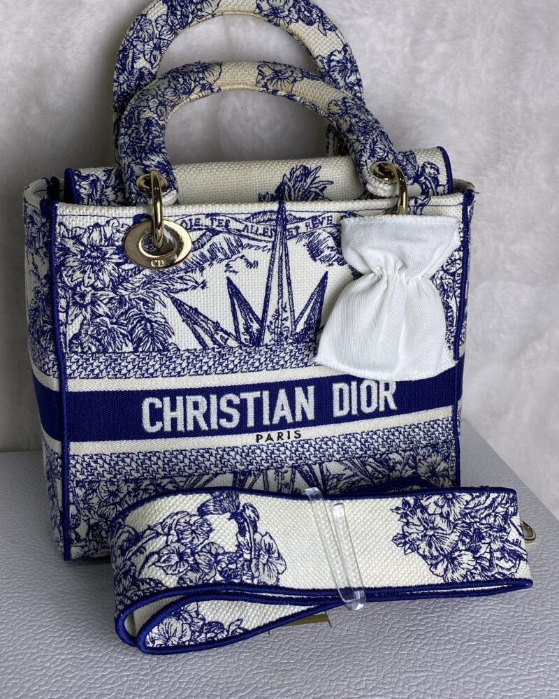 Lady Dior D-Lite bag in Medium white Toile de Jouy embroidery in navy