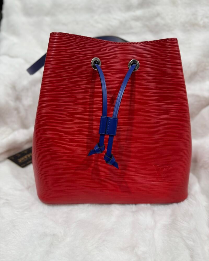 LV Bag Red Neo Noe MM Epileather Coquelicot Bucket (2018)