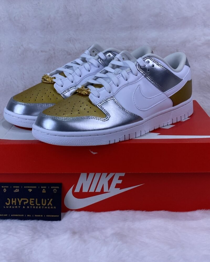 Nike Dunk Low Heirloom