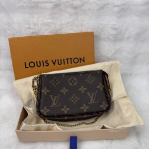 LV Mini Pochette Monogram Bag