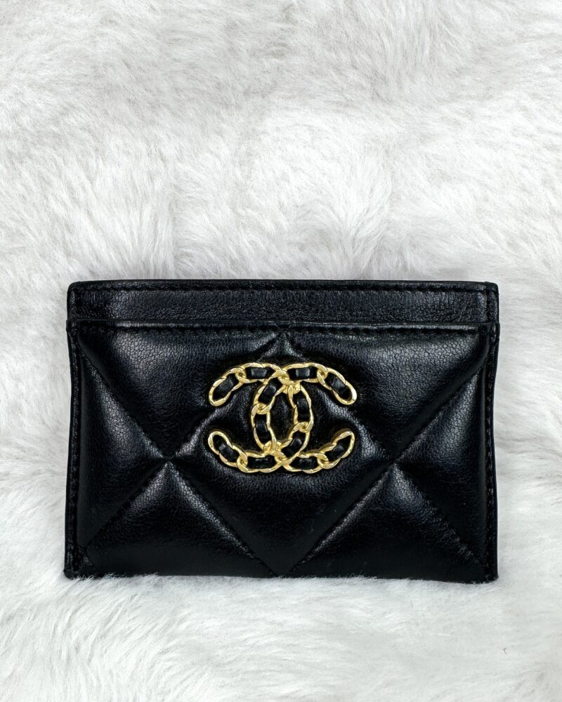 Chanel 19 Black lambskin cardholder with large quilted gold CC Logo